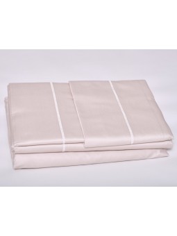 Juego de sábanas 1000 hilos con vainica – detalle frontal