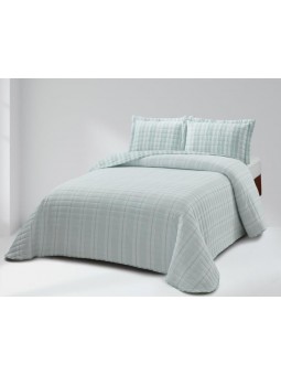 Edredón de verano reversible y ligero en color verde agua y blanco. Diseño de rayas.
