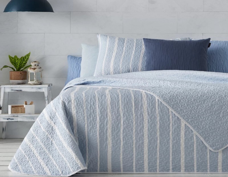 Colcha Summer en color beige ideal para Primavera y Verano.