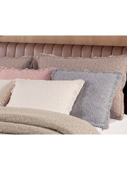 Funda de cojín con puntilla bordado y tejido de gran calidad. NE HOME