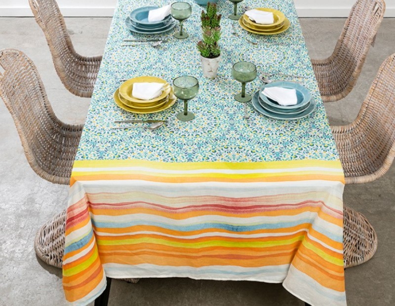 Mantel de algodón muy suave en tonos veraniegos verdes y naranjas