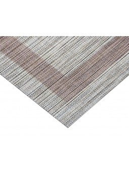 Alfombra Enal en vinilo de Clara Vidal en color marrón beige. Excelente calidad.