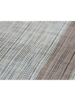 Alfombra Enal en vinilo de Clara Vidal en color marrón beige. Excelente calidad.