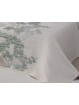 Colcha de Primavera Verano modelo Lyris de Reig Martí en color blanco verde y gris.