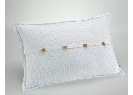 Funda de cojín de nido de abeja waffle en color blanco con diseño de botones madera.