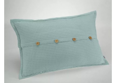 Funda de cojín de nido de abeja waffle en color verde agua con diseño de botones madera.