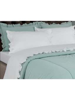 Edredón Lencero con Volante estilo romántico en color liso verde agua, rosa, blanco y beige.
