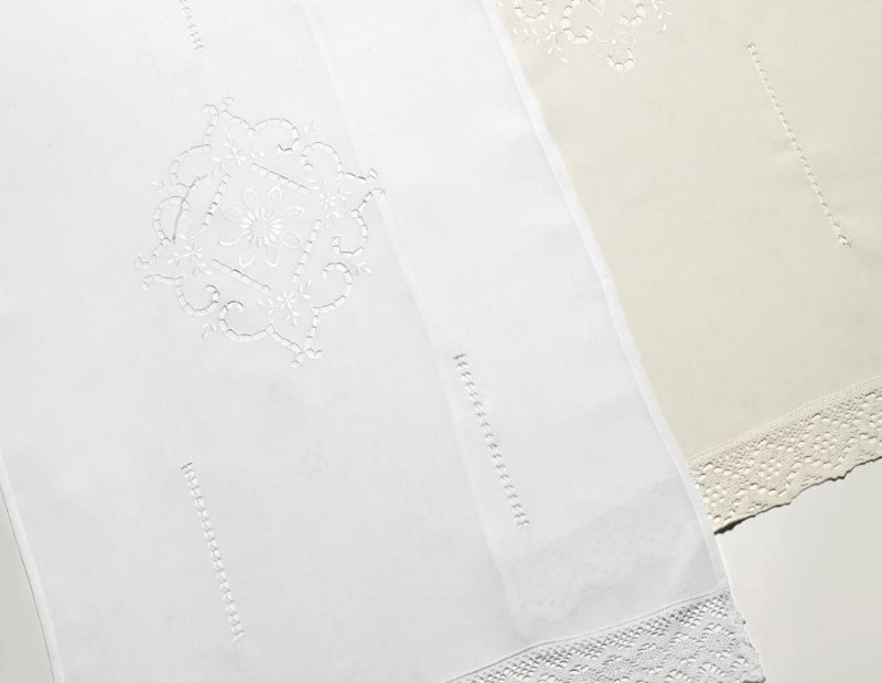 Cortina de hoja de ventana barata y de calidad que no necesita plancha. Cortina con puntilla.