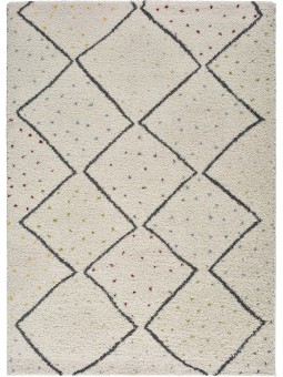 Alfombra con diseño geométrico o étnico en color blanco o beige de pelo largo.