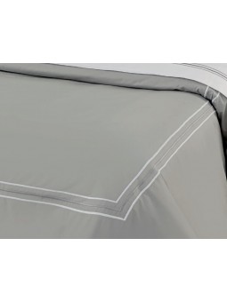 Funda nórdica diseño de hotel de calidad premium fabricada en algodón percal con tejido muy suave.