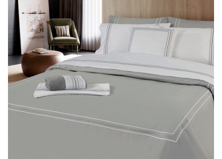 Funda nórdica tipo hotel de calidad premium fabricada en algodón percal, tejido muy suave.