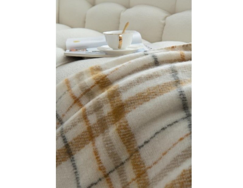 Manta de cuadros para Invierno de 140x200 con tejido de borreguito