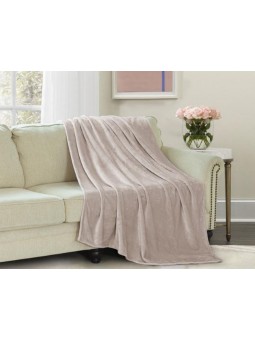 Manta plaid lisa de Invierno muy suave y calentita de gran calidad en color beige.