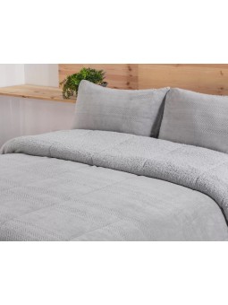 Edredón con borreguito en color gris de gran calidad perfecto para el frío. Modelo Riso Manterol