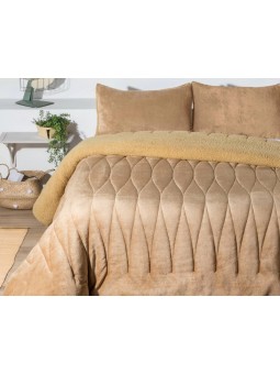 Edredón de borreguito para Invierno de gran calidad en color oro beige. Diseño Cedro de Manterol.
