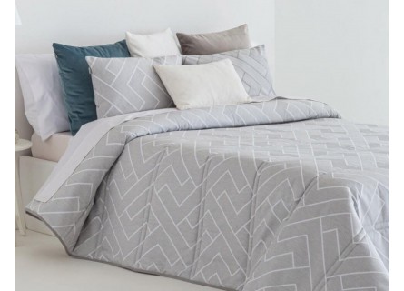 Edredón Camelia para Otoño e Invierno en color gris de dibujo geométrico con tejido de jacquard resistente y suave.