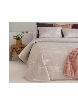 Edredón Azalea para Otoño e Invierno en color beige de dibujo geométrico con tejido de jacquard resistente y suave.