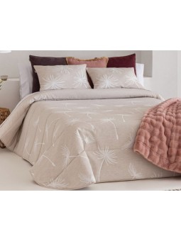 Edredón Azalea para Otoño e Invierno en color beige de dibujo geométrico con tejido de jacquard resistente y suave.